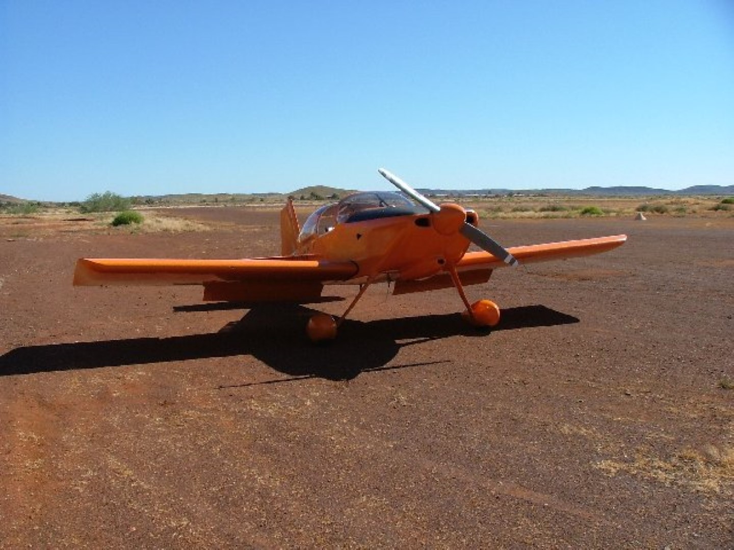 VH-POC at Roebourne Airport. This was the first time I'd seen let alone flown a Vans RV and was the impetus for us to build our own.